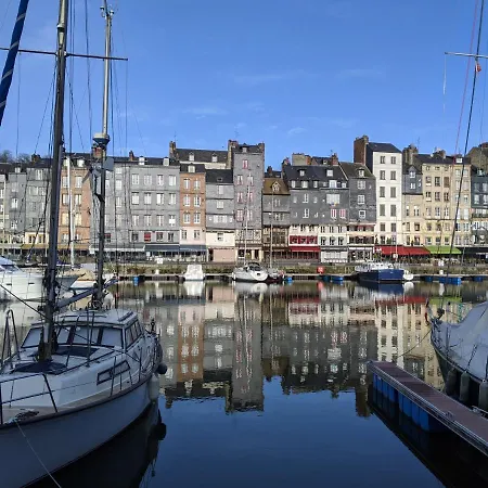 La Maison De Satiye Будинок відпочинку *